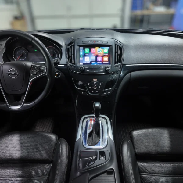 Opel Insignia with Carplay function in original multimedia with HMI 2.0 system